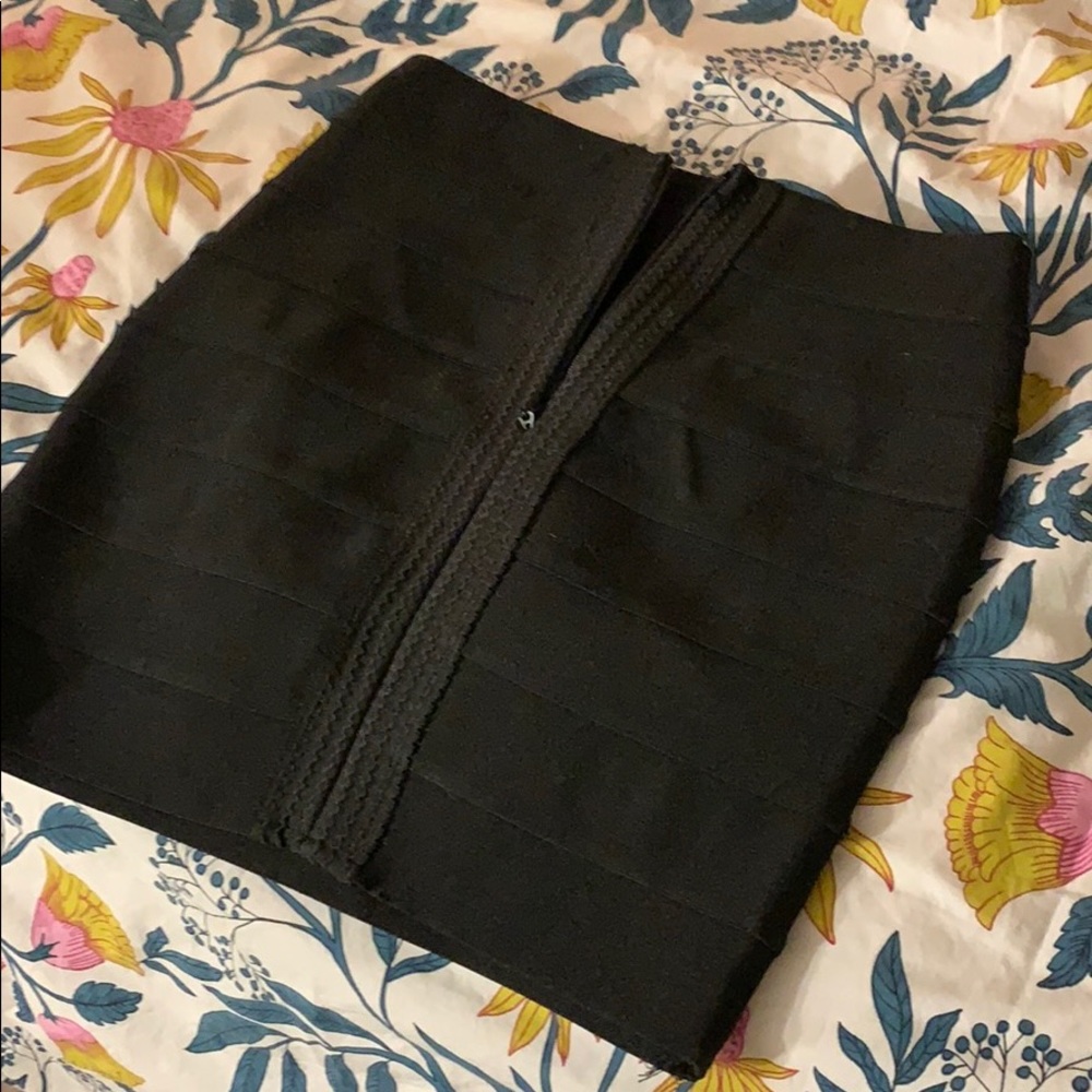 PENCIL SKIRT - Picture 2 of 4